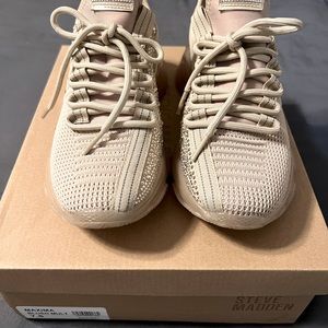MÁXIMA BLUSH MULTI Steve Madden Sneakers